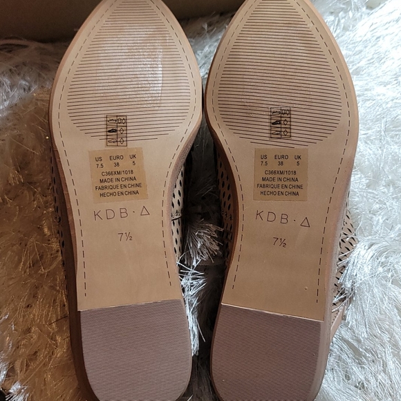 Kelsi Dagger Brooklyn Shoes - Picture 5 of 7